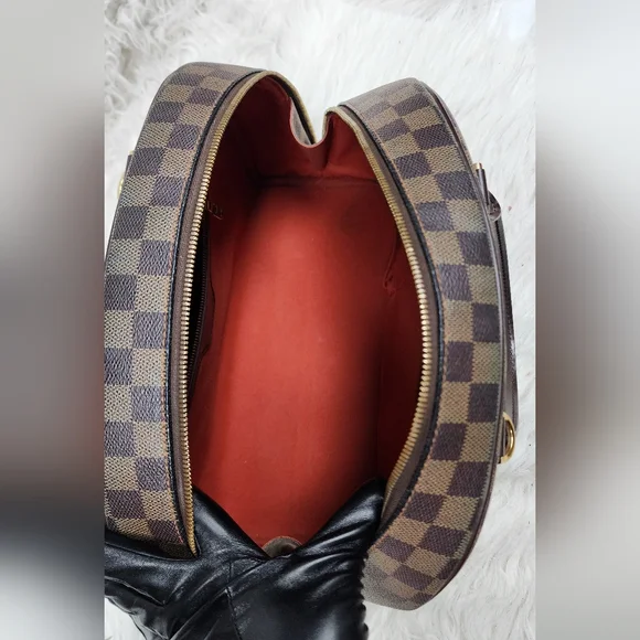 Louis Vuitton Nolita Handbag in Damier Ebene Canvas – Timeless Elegance (2005) - Picture 11 of 16